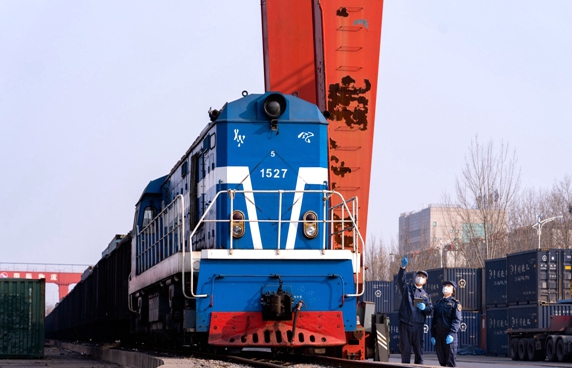 Zibo Customs engineers smooth trip for China-Europe train