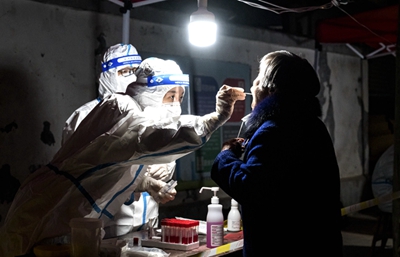 In pics: Volunteers, medical personnel step up in aftermath of Zhoucun outbreak
