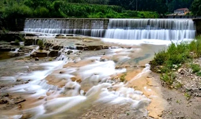 Ezhuang Waterfall scenic spot